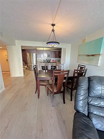 $3,295 | 1480 Gulf Boulevard, Unit 308, Clearwater Beach, FL 33767