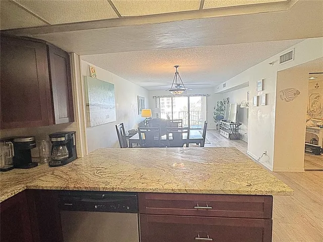 $3,295 | 1480 Gulf Boulevard, Unit 308, Clearwater Beach, FL 33767