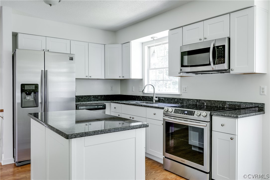 6806 Hedges Road Richmond, VA 23224 - Photo 4 of 25 Gallery Image 4