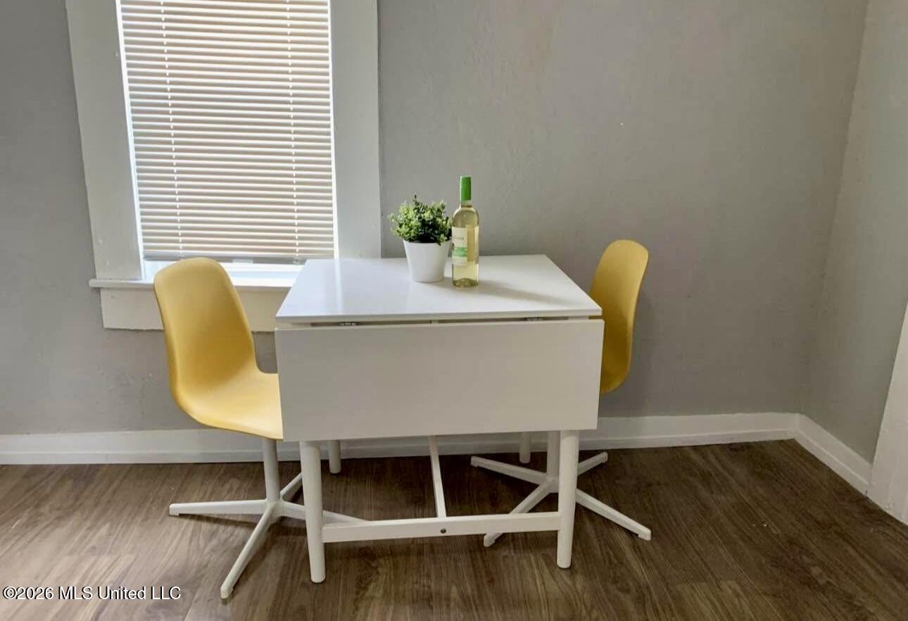 353 Walnut Street Canton, MS 39046 - Photo 12 of 22 IMG_7079 2