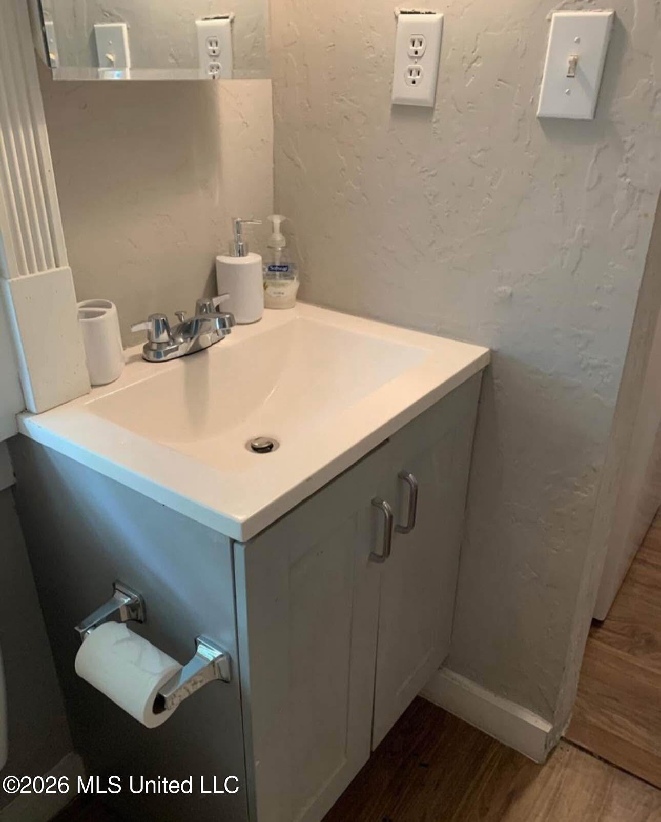 353 Walnut Street Canton, MS 39046 - Photo 16 of 22 IMG_7084