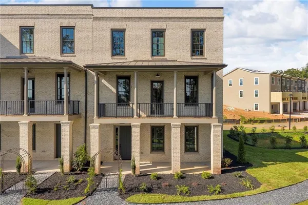 $865,000 | 1011 Creekside Lane, Cumming, GA 30041