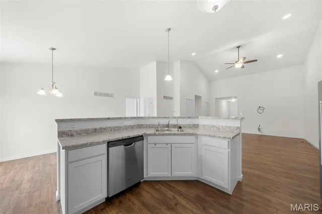 $325,000 | 5341 Trailhead Court, Eureka, MO 63025