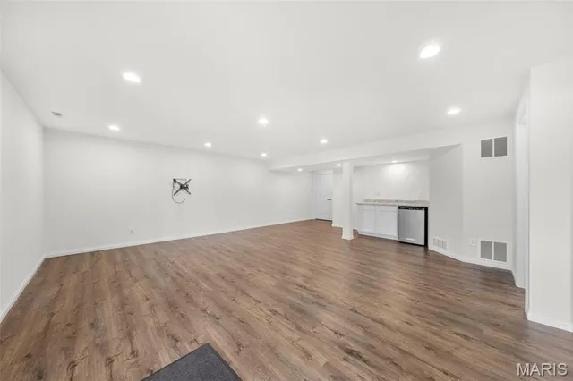 $325,000 | 5341 Trailhead Court, Eureka, MO 63025