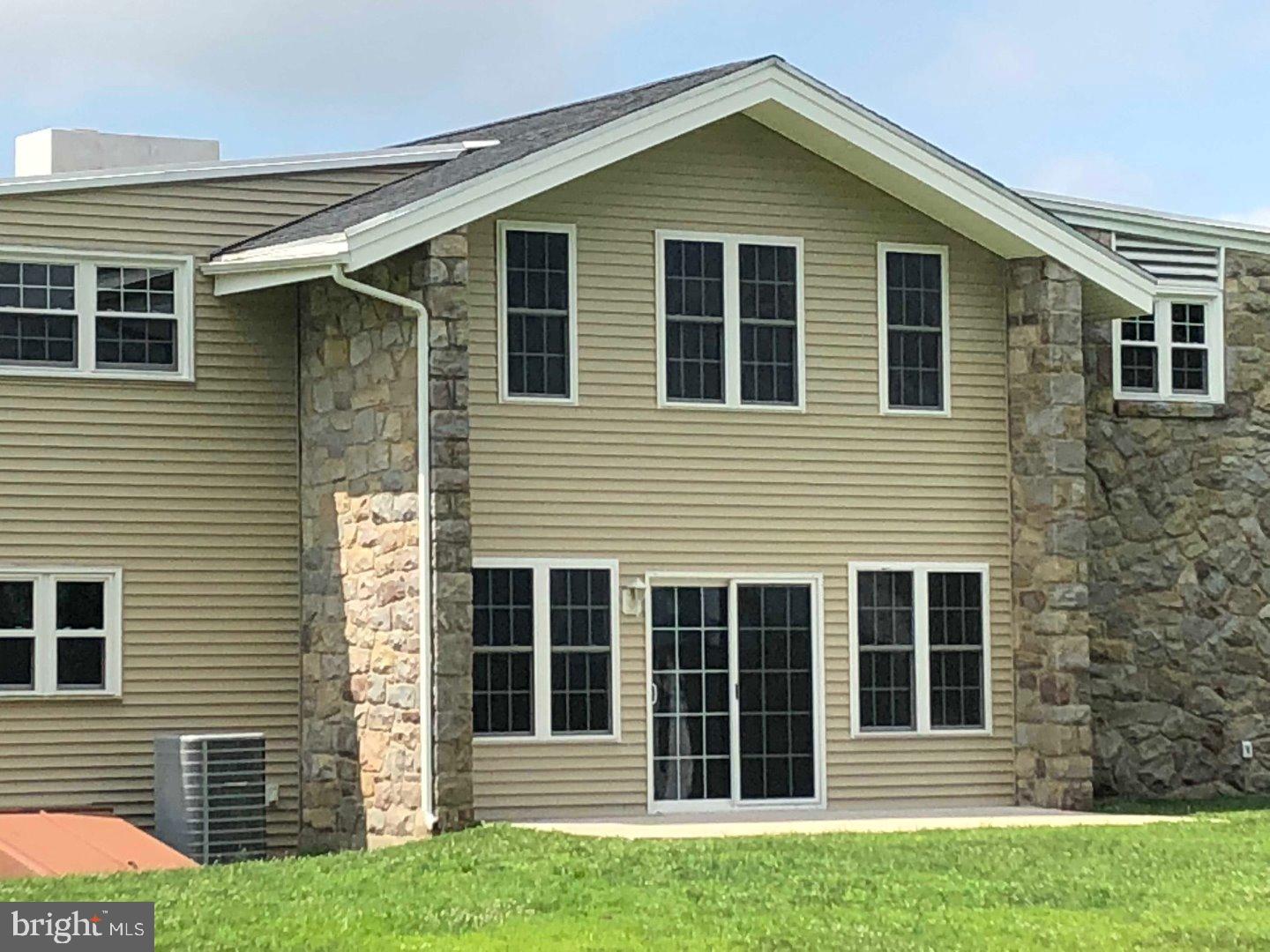 511 Kolb Road Spring City, PA 19475 - Photo 4 of 25 Exterior