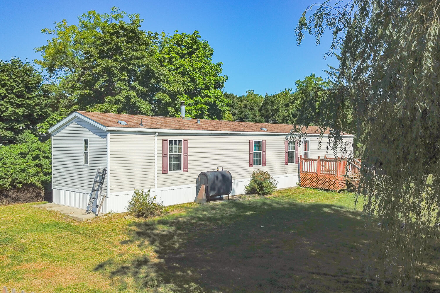 102 New County Road Rockland, ME 04841 - Photo 1 of 21 Garden view of the house