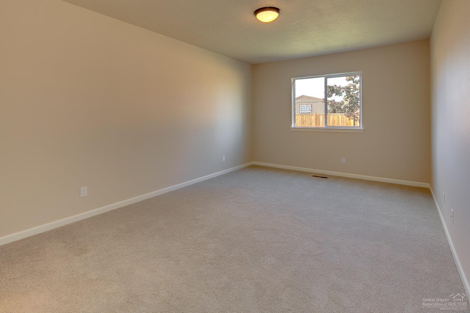 641 Northwest Rimrock Drive Redmond, OR 97756 - Photo 12 of 23 Additional Photo
