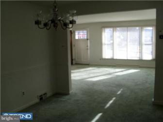 128 Longview Drive Springfield, PA 19064 - Photo 7 of 12 Gallery Image 7