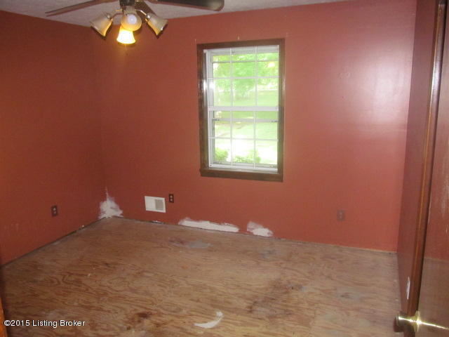 305 Lake Elmo Road Brooks, KY 40109 - Photo 8 of 11 Photo Jun 18, 10 07 51 AM