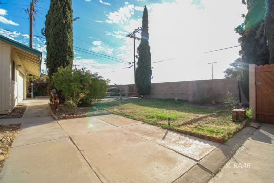 251 West Perdew Avenue Ridgecrest, CA 93555 - Photo 30 of 35 a view of a backyard