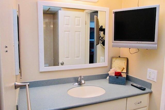 336 North Birch Road, Unit 14A Fort Lauderdale, FL 33304 - Photo 16 of 24 Photo 16