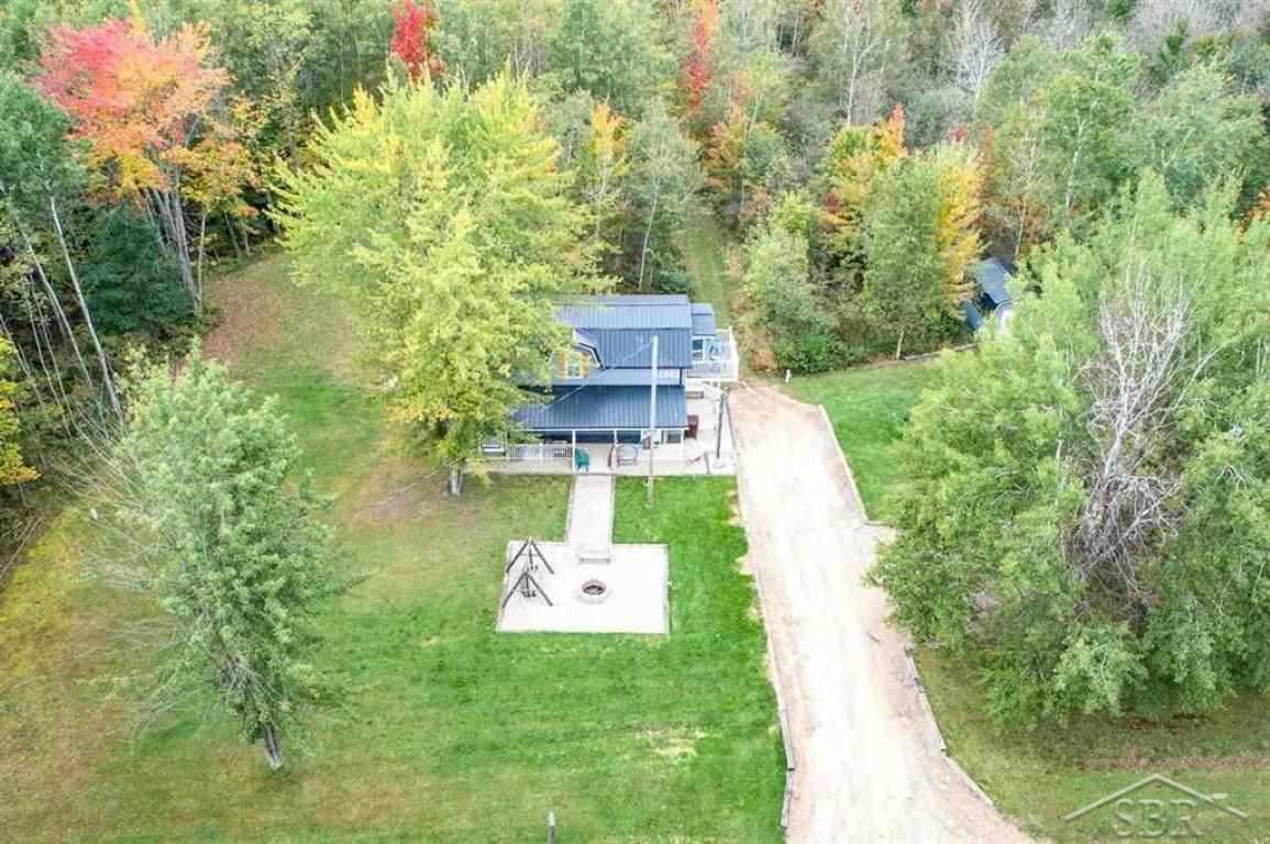 11661 Northeast County Line Road Clare, MI 48617 - Photo 37 of 75 50056310-36.JPG