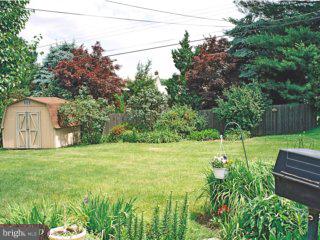 1833 Rowland Road Abington, PA 19001 - Photo 3 of 6 Gallery Image 3