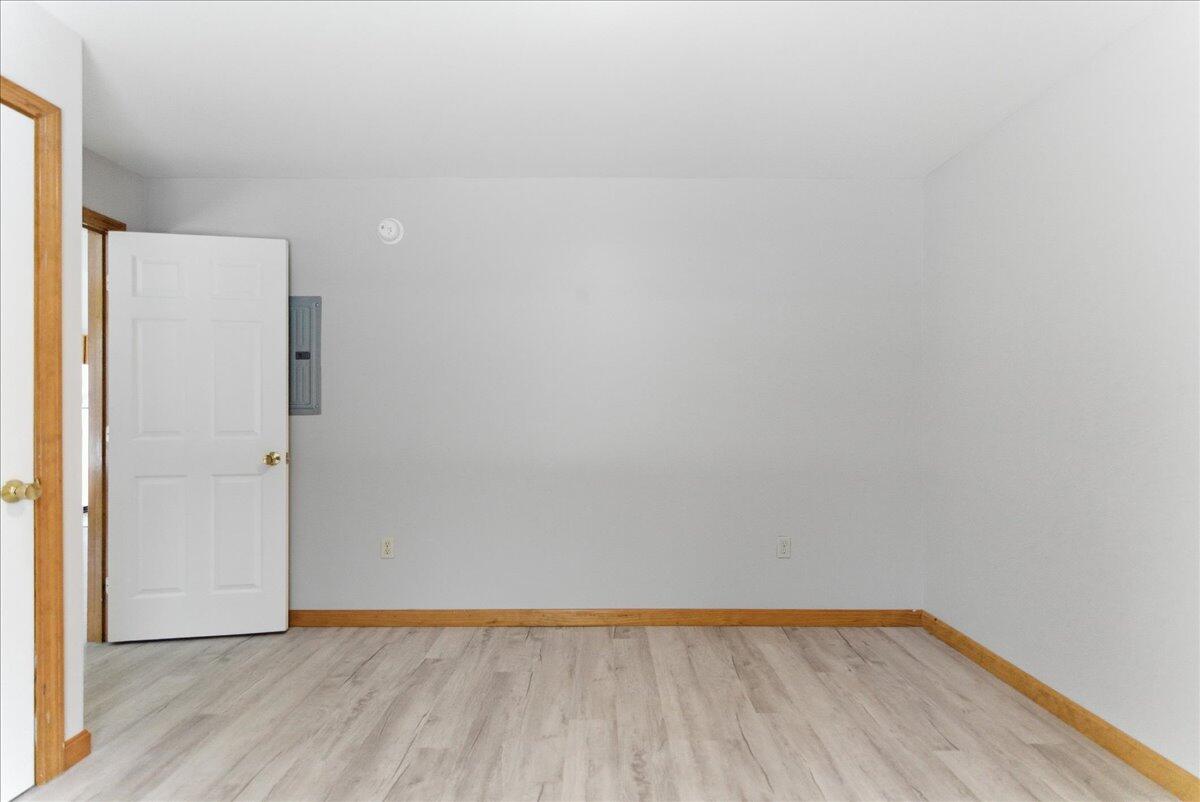 553 Stanley Road Winthrop, ME 04364 - Photo 21 of 56 32-553 Stanley Rd_Winthrop_ME-33