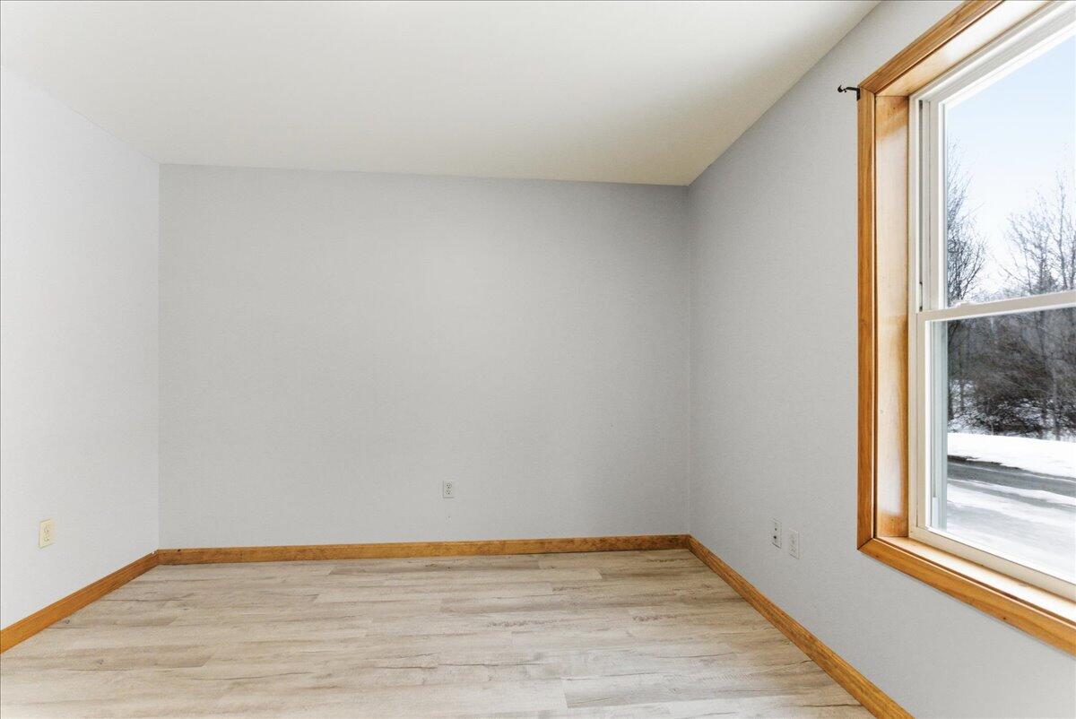 553 Stanley Road Winthrop, ME 04364 - Photo 22 of 56 33-553 Stanley Rd_Winthrop_ME-34