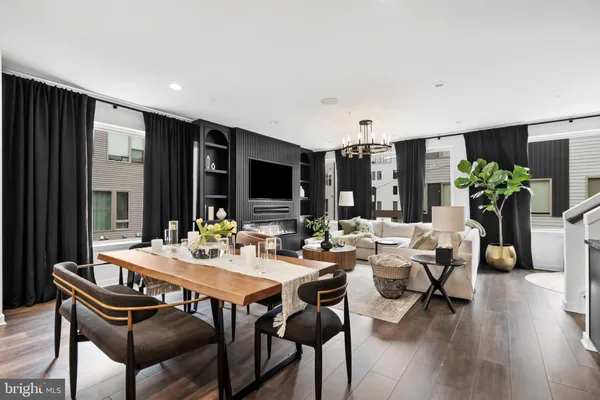 $815,000 | 3011 Sunrise Walk, Philadelphia, PA 19125