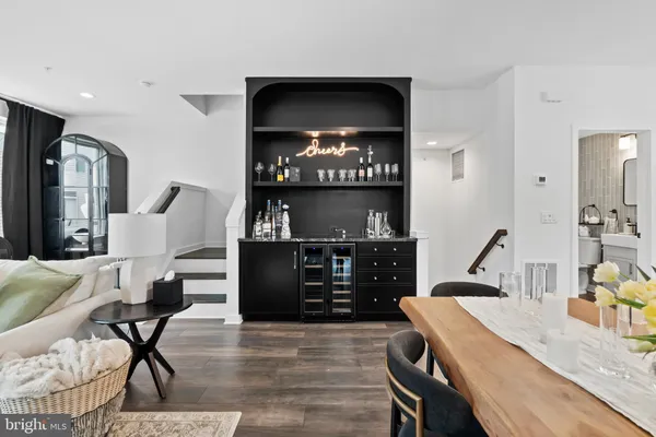 $815,000 | 3011 Sunrise Walk, Philadelphia, PA 19125