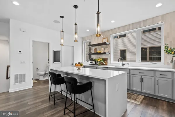 $815,000 | 3011 Sunrise Walk, Philadelphia, PA 19125