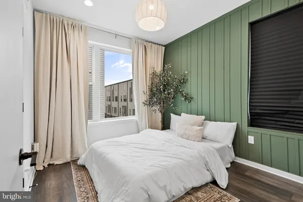 $815,000 | 3011 Sunrise Walk, Philadelphia, PA 19125