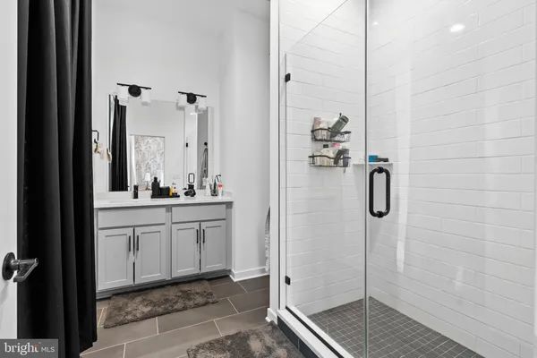 $815,000 | 3011 Sunrise Walk, Philadelphia, PA 19125