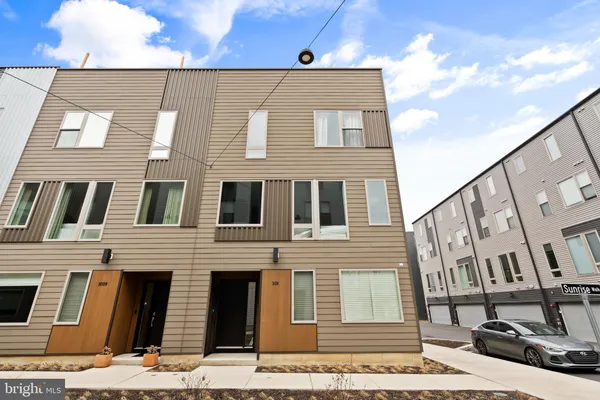 $815,000 | 3011 Sunrise Walk, Philadelphia, PA 19125