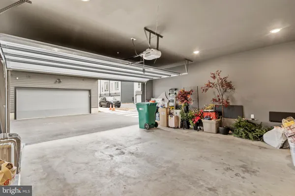 $815,000 | 3011 Sunrise Walk, Philadelphia, PA 19125