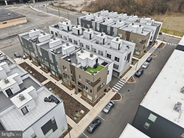 $815,000 | 3011 Sunrise Walk, Philadelphia, PA 19125