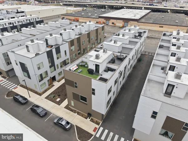 $815,000 | 3011 Sunrise Walk, Philadelphia, PA 19125