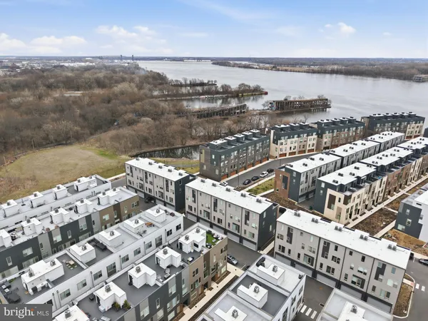 $815,000 | 3011 Sunrise Walk, Philadelphia, PA 19125