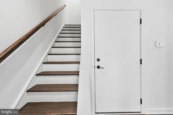 $815,000 | 3011 Sunrise Walk, Philadelphia, PA 19125