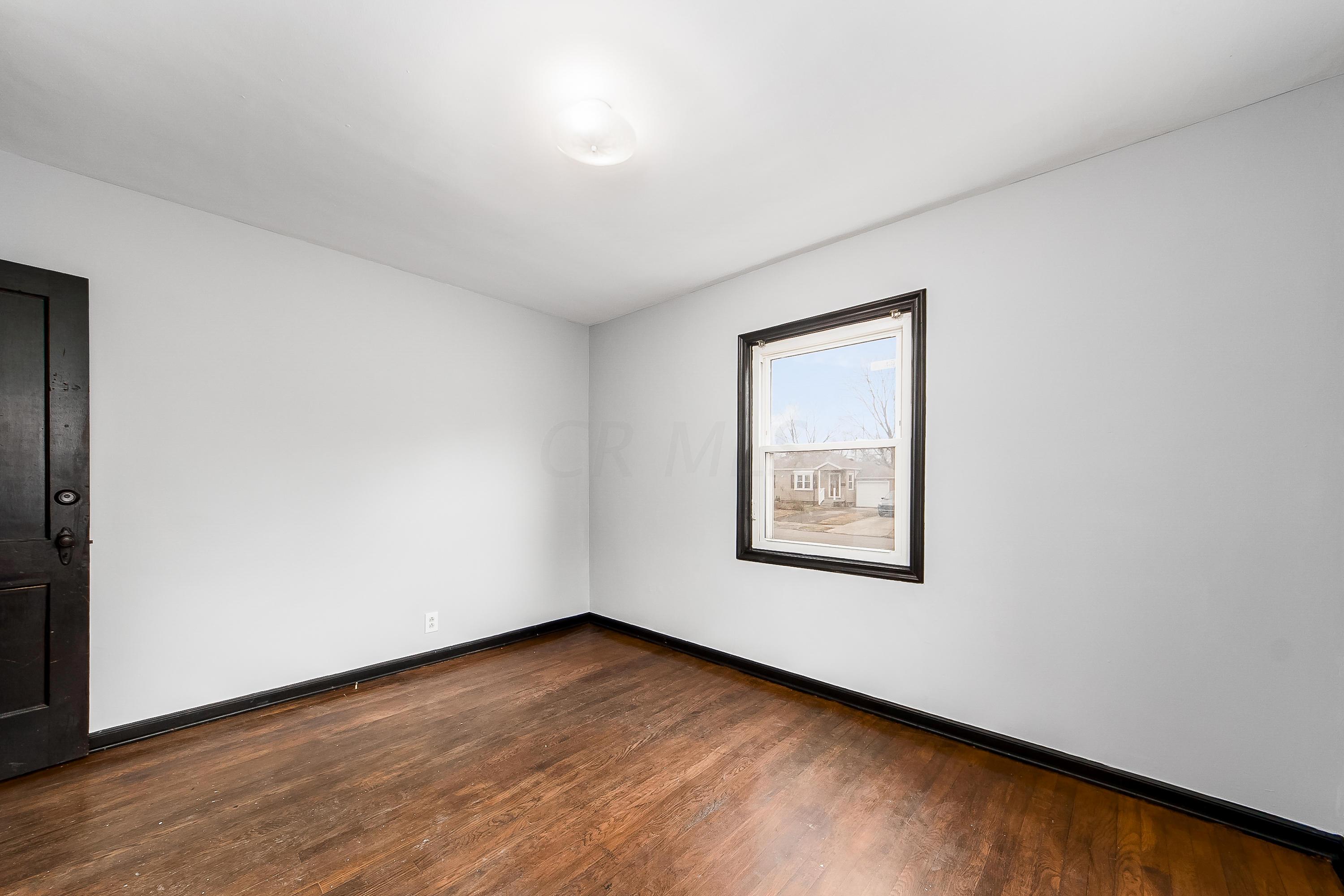 199 Lowell Road Columbus, OH 43209 - Photo 13 of 24 Gallery Image 13