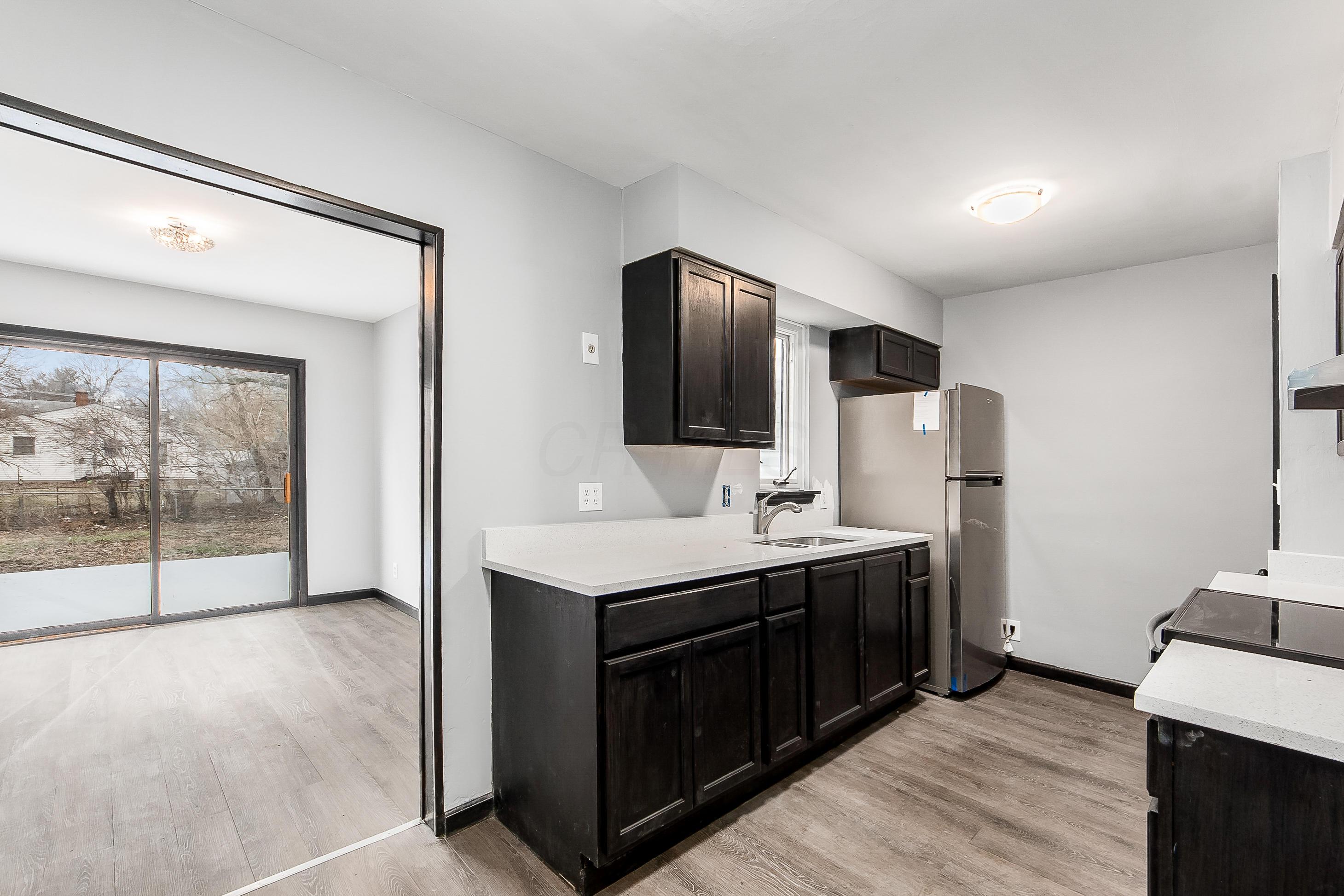 199 Lowell Road Columbus, OH 43209 - Photo 3 of 24 Gallery Image 3