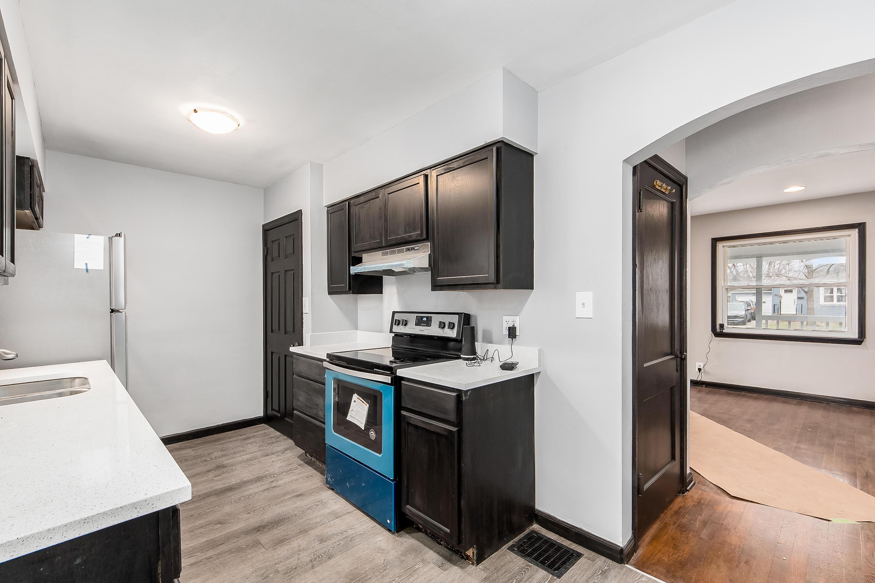 199 Lowell Road Columbus, OH 43209 - Photo 4 of 24 Gallery Image 4