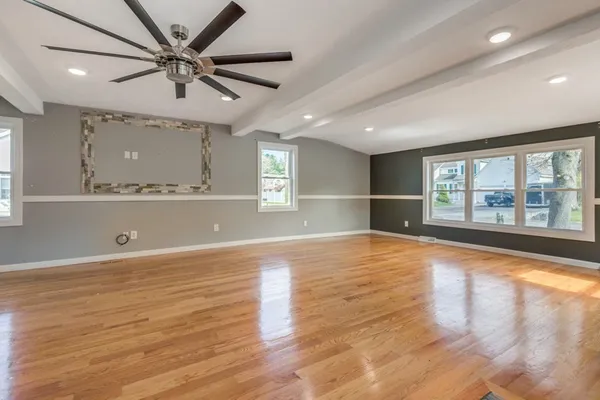 $3,200 | 8 Pluff Avenue, Unit 1, North Reading, MA 01864
