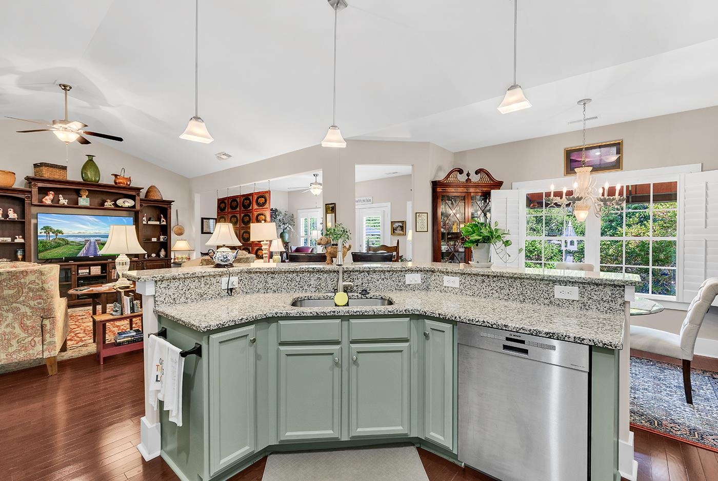 326 Bahama Drive Murrells Inlet, SC 29576 - Photo 15 of 47