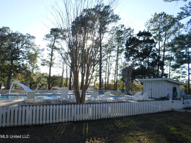 $85,000 | 25 Devils Elbow, Diamondhead, MS 39525