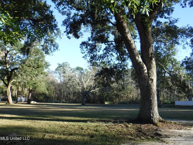 $85,000 | 25 Devils Elbow, Diamondhead, MS 39525