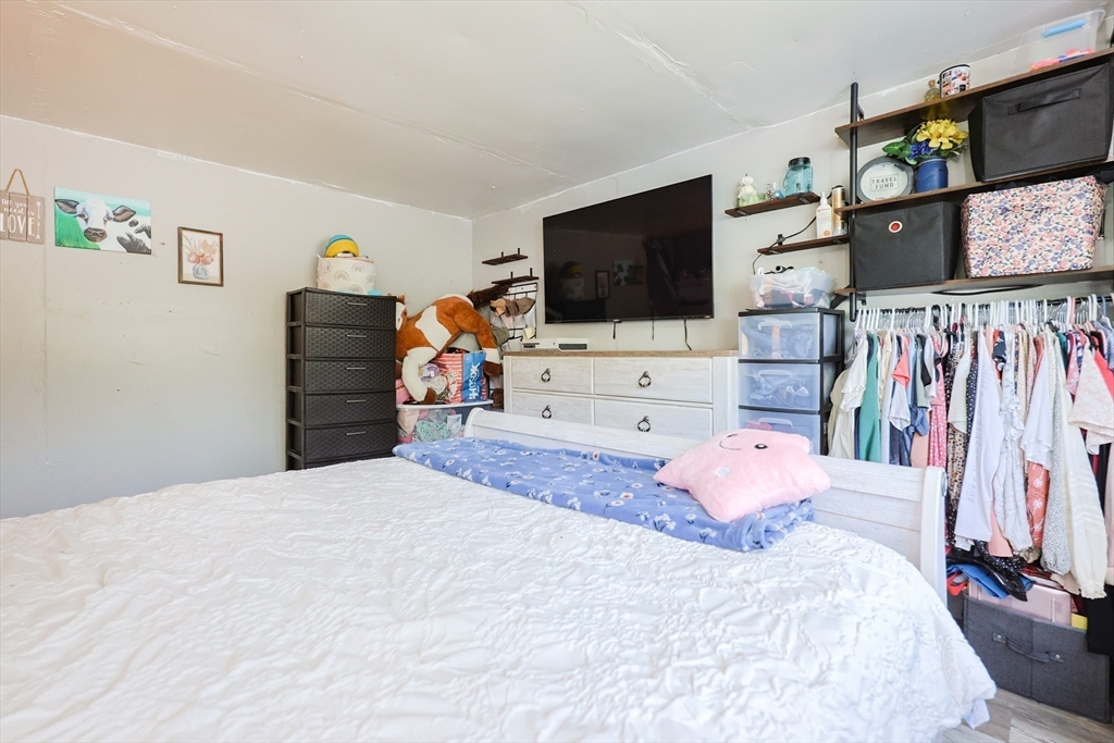 18 Apache Drive North Adams, MA 01247 - Photo 14 of 42