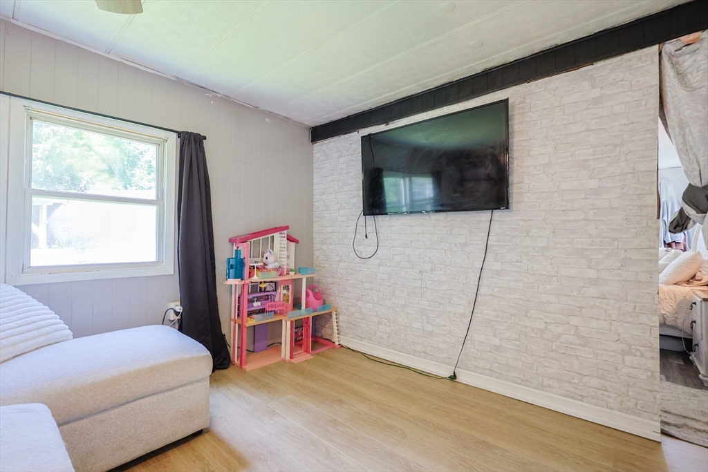 18 Apache Drive North Adams, MA 01247 - Photo 16 of 42