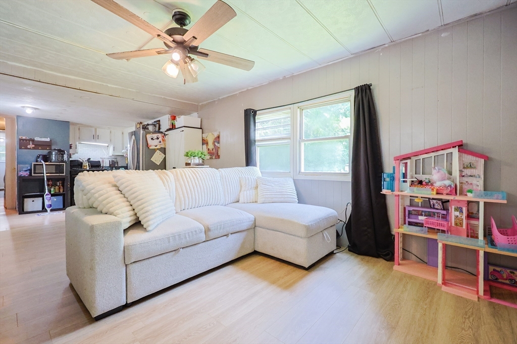 18 Apache Drive North Adams, MA 01247 - Photo 17 of 42