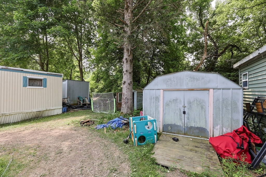 18 Apache Drive North Adams, MA 01247 - Photo 27 of 42