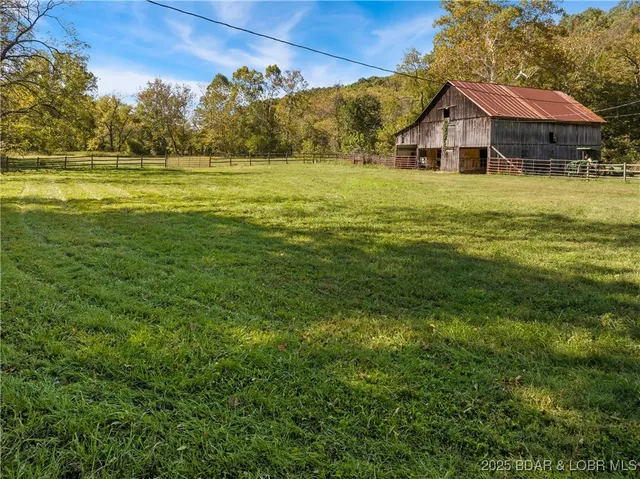 $1,900,000 | 2197 Willow Creek Road, Camdenton, MO 65020
