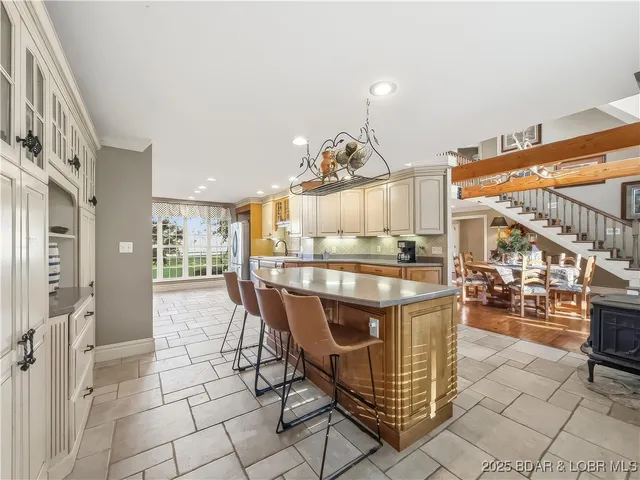 $1,900,000 | 2197 Willow Creek Road, Camdenton, MO 65020