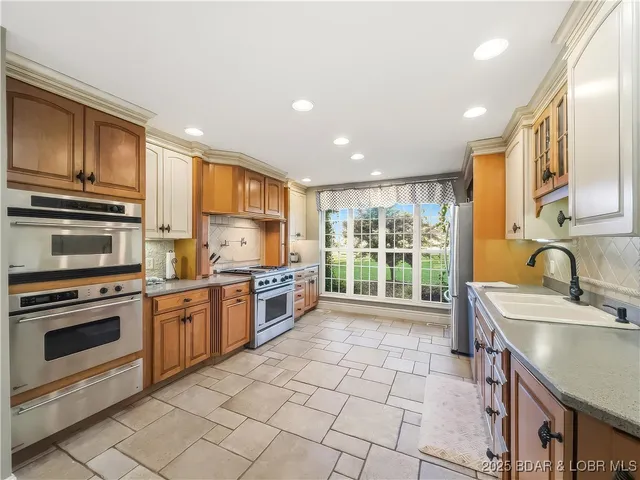 $1,900,000 | 2197 Willow Creek Road, Camdenton, MO 65020