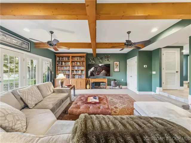 $1,900,000 | 2197 Willow Creek Road, Camdenton, MO 65020