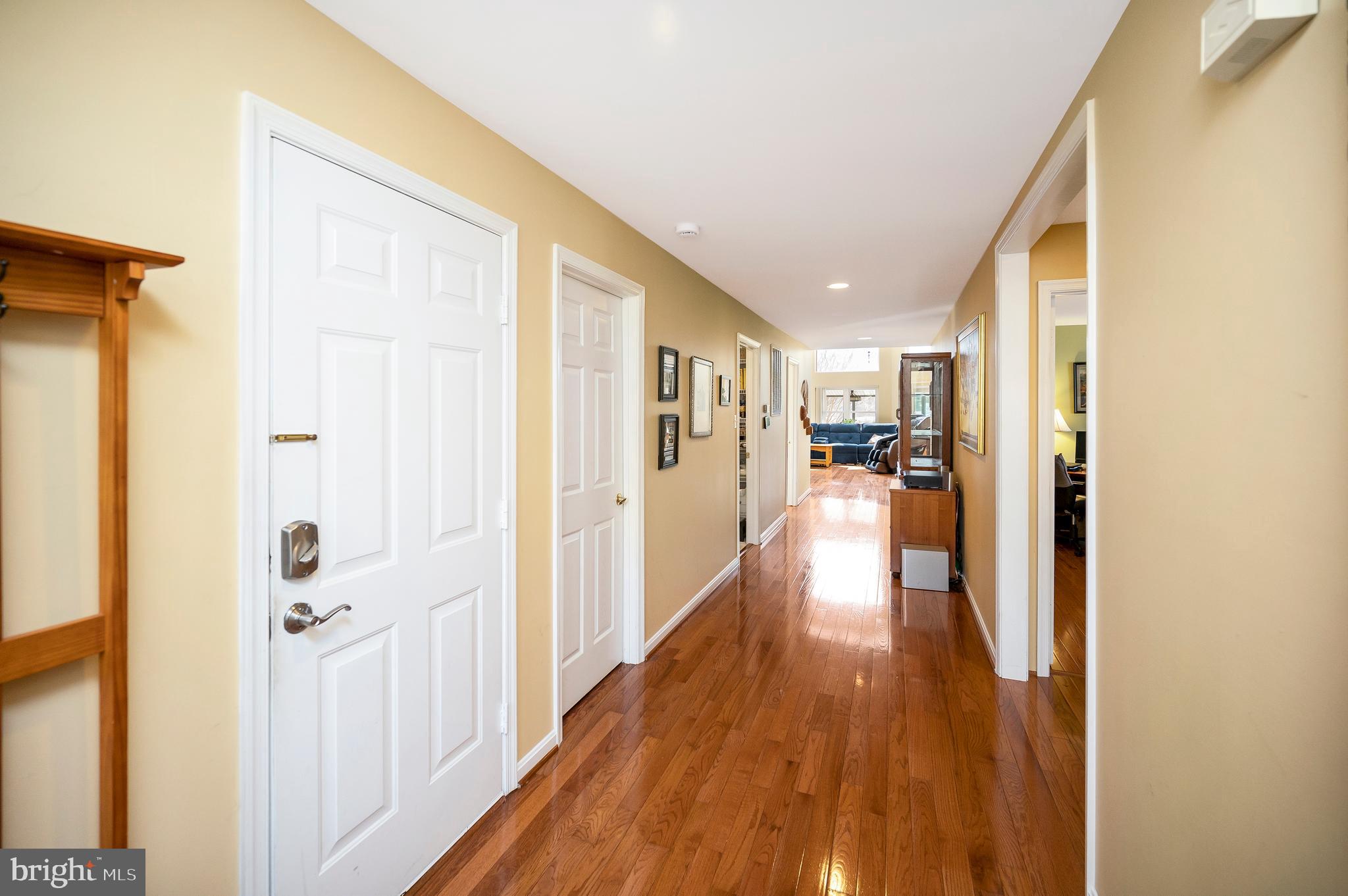 248 Washington Street Locust Grove, VA 22508 - Photo 14 of 118 Main Level Hallway