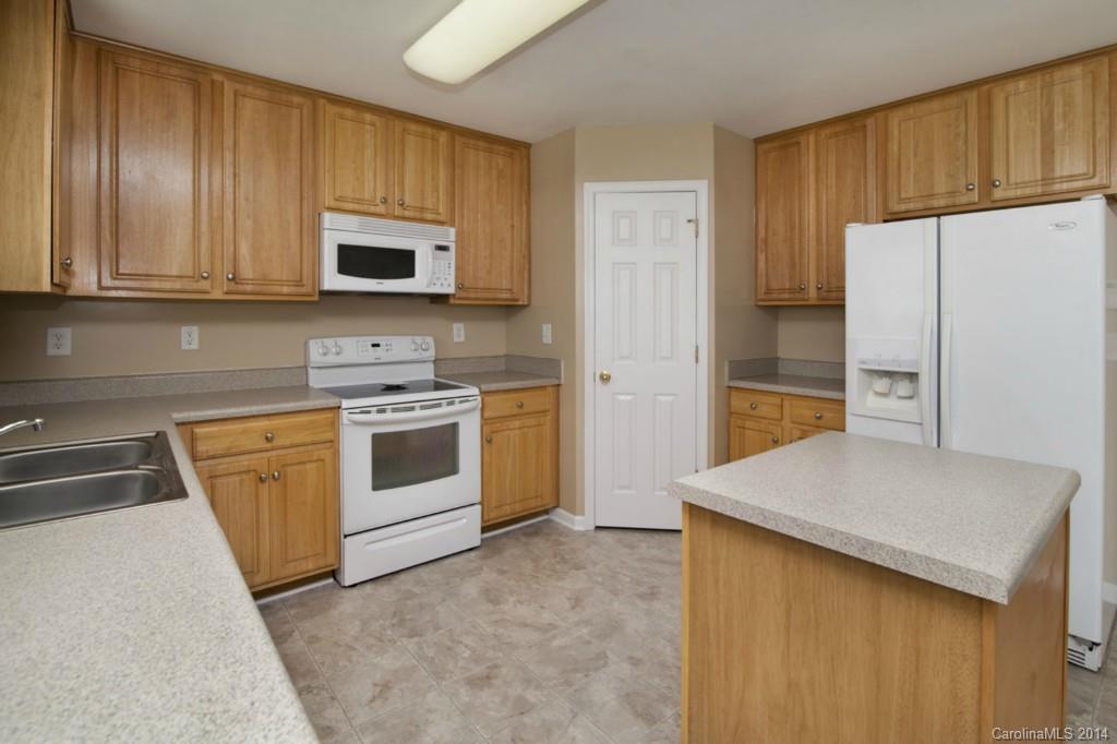 104 Dunnell Road Mooresville, NC 28115 - Photo 10 of 24 Gallery Image 10