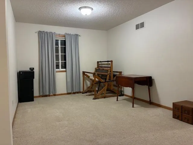 $264,599 | 17153 Monroe Street Northwest, Elk River, MN 55330