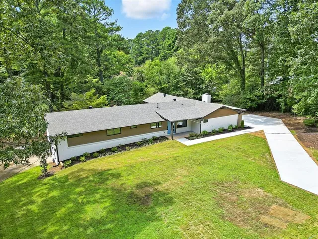 a view of a terrace with a backyard