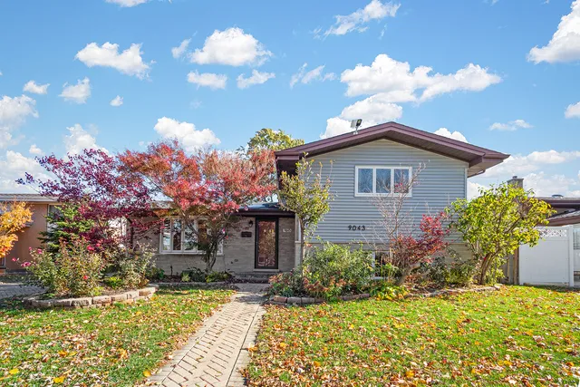$510,000 | 9043 Oriole Avenue, Morton Grove, IL 60053